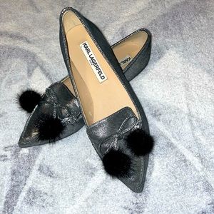 KARL LAGERFELD - METALLIC SILVER POINTY TOE FLAT W/ BACK FUR POM POM TASSEL
